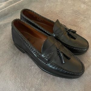 Allen Edmonds Men’s Loafer Size 9 NWOT